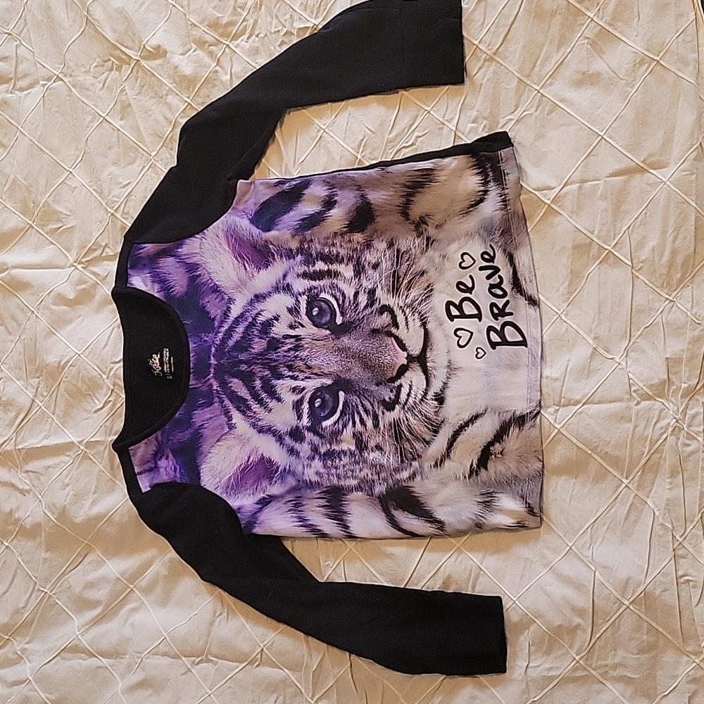 Justice girls size 8 long sleeve